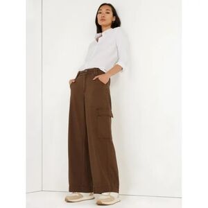 Time and Tru Brown Cargo Pants